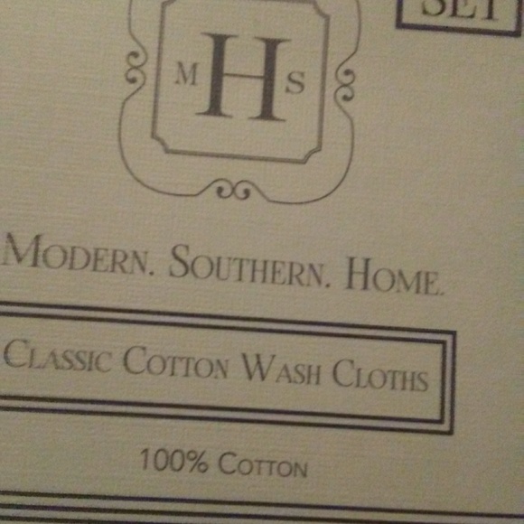 Hand and wash towels (raspberry color)& - Picture 7 of 8